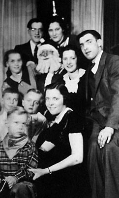 Santa Louie With Bob And Other Friends And Relatives